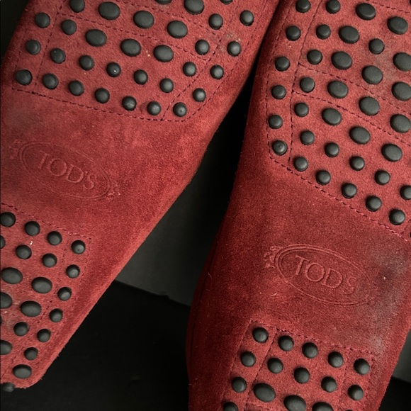 Tod’s Red Suede Loafers with Fringe Detail - Picture 9 of 15